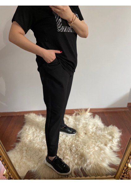 Büyük Beden Beli Lastikli Boru Paça Siyah Pantolon modelleri