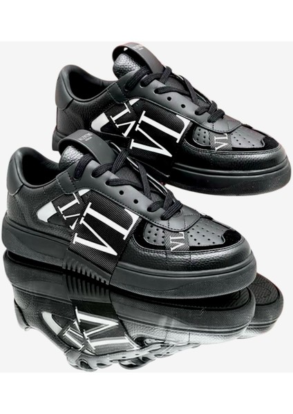 Valentino Garavani Men's Sneakers - Sneaker In Black Leather - Valentino Sneakers - Erkek Sneaker