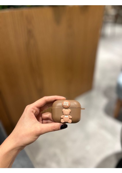Apple AirPods Pro ve Pro 2 Uyumlu Özel Tasarım Koruyucu Sert Silikon Apple AirPods Kılıfı