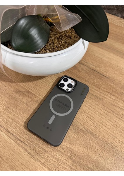 15 Pro Max Magsafe Destekli Kenar Korumalı Slikon Kılıf