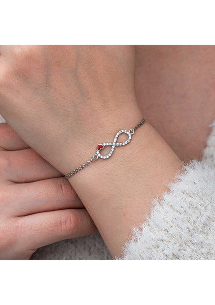 Gümüş Sonsuzluk Kırmızı Kalpli Kadın Bileklik modelleri