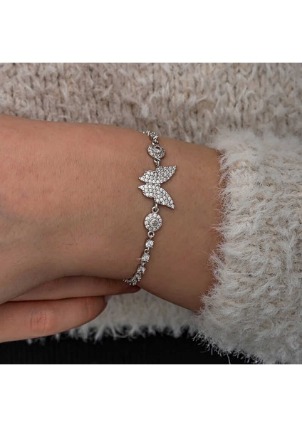 Gümüş Zirkon Taşlı Kelebek Kadın Bileklik modelleri