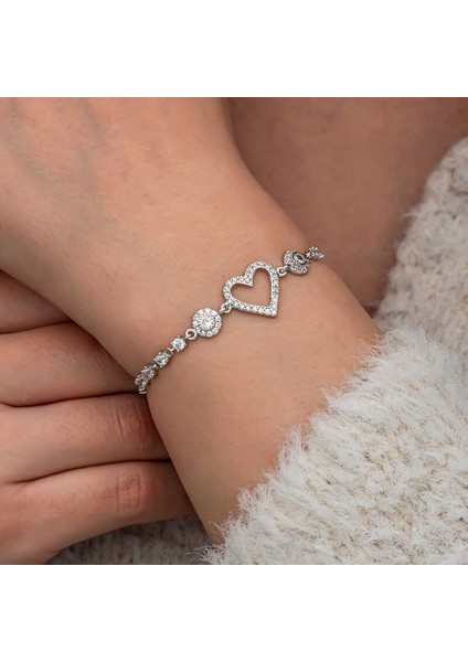 Gümüş Zirkon Taşlı Kalpli Kadın Bileklik fiyatları