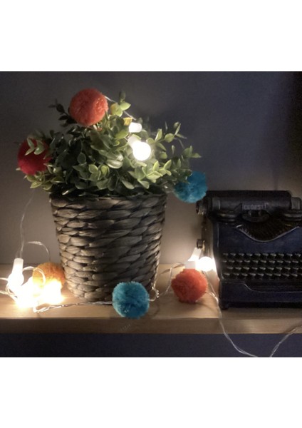 Ponpon Berry Light Dekoratif LED Işık Zinciri Renkli Ponponlar