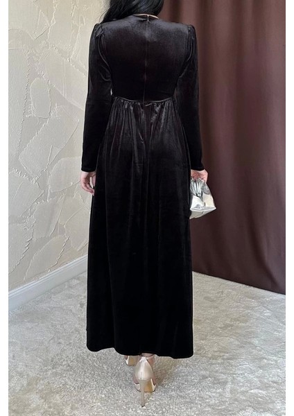 Siyah Göğüs Altı Taşlı Elbise