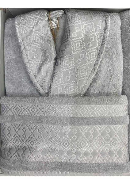 Lila ve gri renklerde pamuklu 6 parçalı rahat aile bornoz seti fırsatları