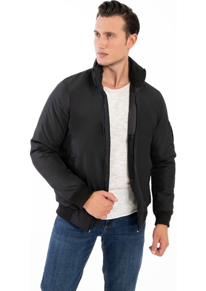 Erkek Siyah Içi Astarlı Dik Yaka Mevsimlik Cepli Su ve Rüzgar Geçirmez Mont fiyatları