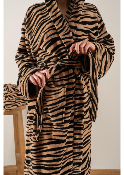 | Tiger | %100 Pamuk Kadife Kadın / Erkek (Unisex) Bornoz fırsatları