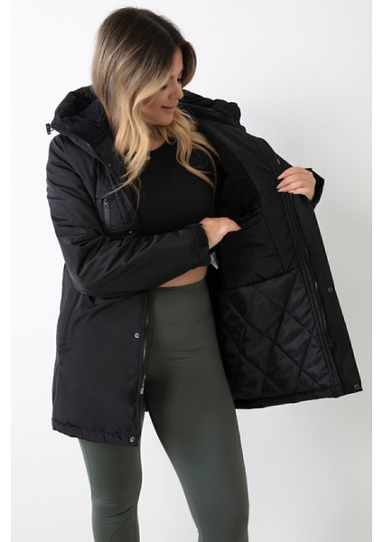 Kadın Siyah Içi Polarlı Su ve Rüzgar Geçirmez Kapüşonlu Kışlık Mont & Kaban & Parka modelleri