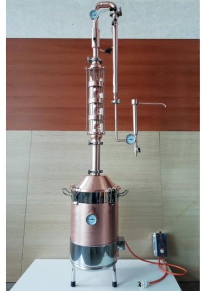 Defne Yaprağı Suyu Imbik Damıtma 1 Litre
