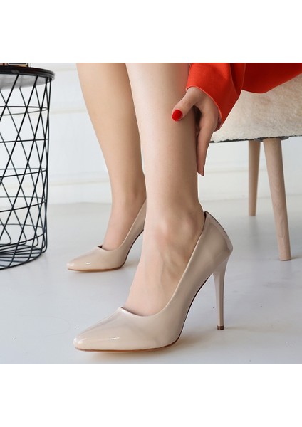 Bej Rugan Stiletto Kadın Ayakkabı