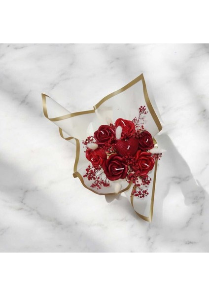 Kırmızı solmaz gül buketi, kokulu ve güzel hediye seçeneği indirimleri