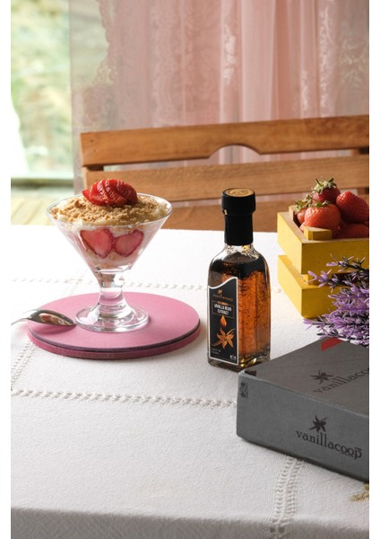 - Saf Vanilya Özütü - 100 ml (Net: ~130 g) - 2'li Çubuk Vanilya Hediyeli - Vanilya Ekstraktı