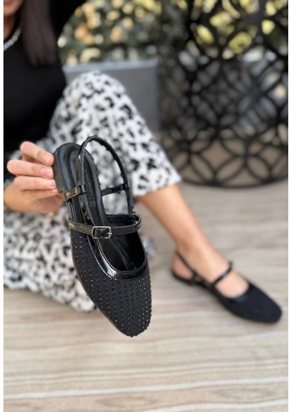 Siyah Saten Siyah Boncuk Işlemeli Sandalet