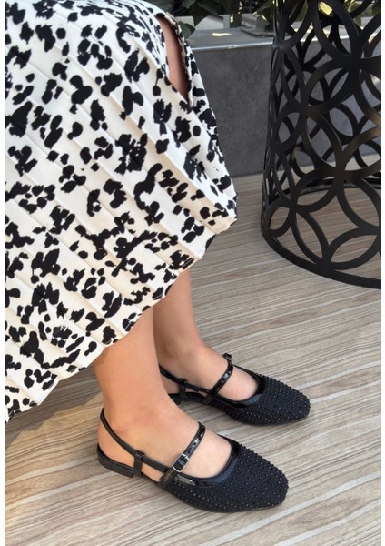 Siyah Saten Siyah Boncuk Işlemeli Sandalet fiyatları