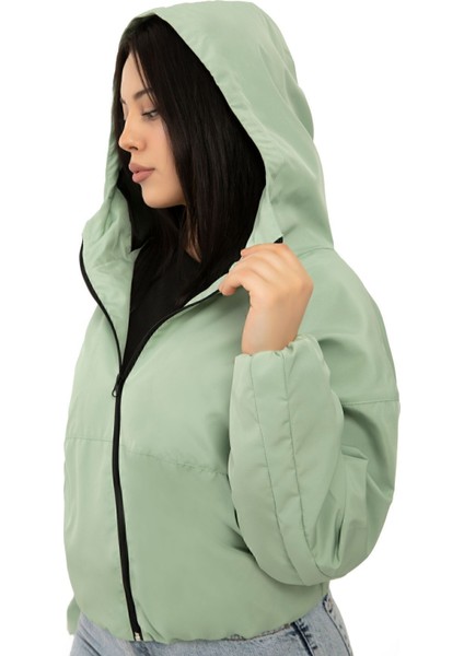 Kadın Su Yeşili Kapüşonlu Su ve Rüzgar Geçirmez Cepli Içi Astarlı Oversize Yağmurluk Rys-Y-20 fiyatları