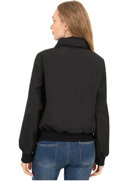 Kadın Siyah Dik Yaka Su ve Rüzgar Geçirmez Oversize Crop Mevsimlik Yağmurluk Rüzgarlık Rys-Y-30