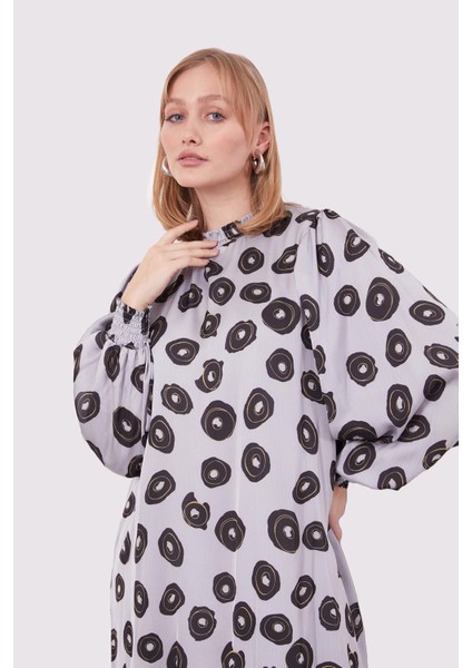 Gri Yuvarlak Desenli Tunik