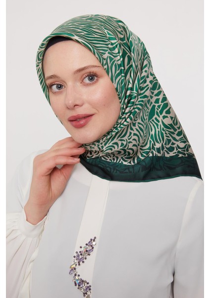 Zümrüt Soyut Desen Twill Ipek Eşarp modelleri