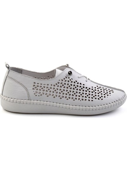 Beyaz Leather Kadın Casual Ayakkabı K01143012303