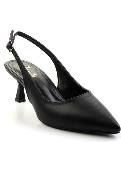 Siyah Kadın Klasik Topuklu Ayakkabı K01209076209 fiyatları