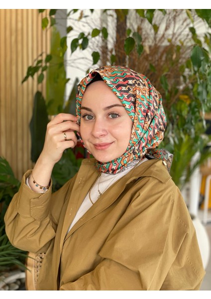 971 Cacharel Twill Ipek Eşarp 9050313