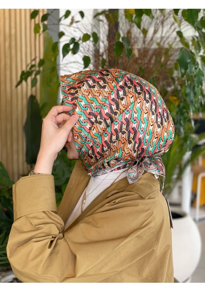 971 Cacharel Twill Ipek Eşarp 9050313