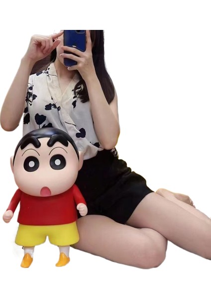 Crayon Shin-Chan Cep Telefonu Tutucu Hareketli Model Sevimli Masaüstü Süs Bebekleri (Yurt Dışından)