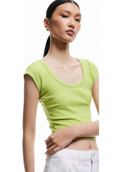 Pamuklu Slim Fit Kısa Kollu Bisiklet Yaka Tişört