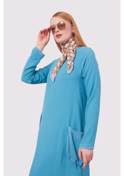 Mavi Büyük Cep Detaylı Elbise fırsatları