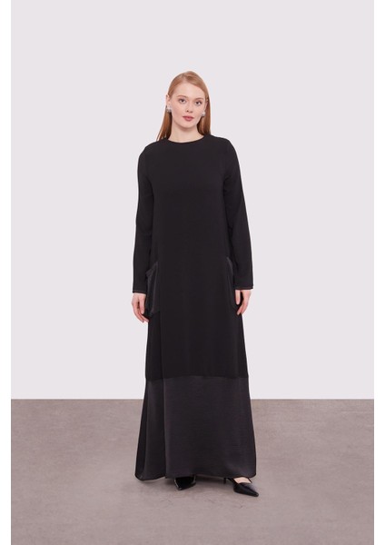 Siyah Büyük Cep Detaylı Elbise