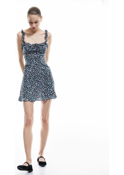 Volanlı Kare Yaka Fırfır Detaylı Çiçekli Mini Viskon Elbise