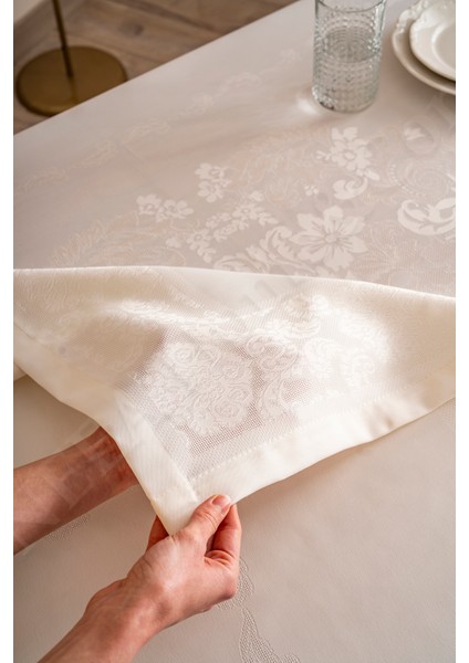 Jumbo Dertsiz Pano Krem Masa Örtüsü Masaörtüsü Silinebilir Kir Leke Tutmaz Sıvı Geçirmez indirimleri