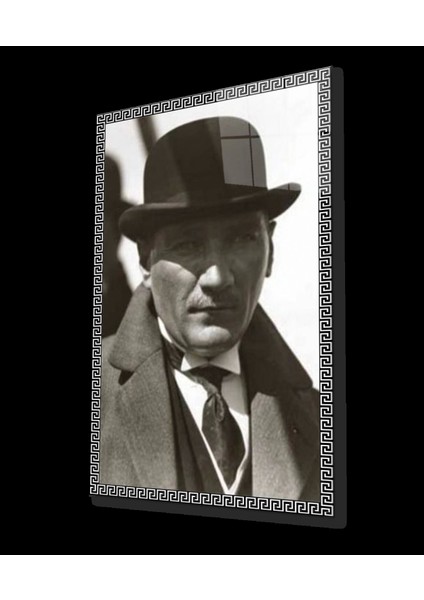 Atatürk Cam Tablo