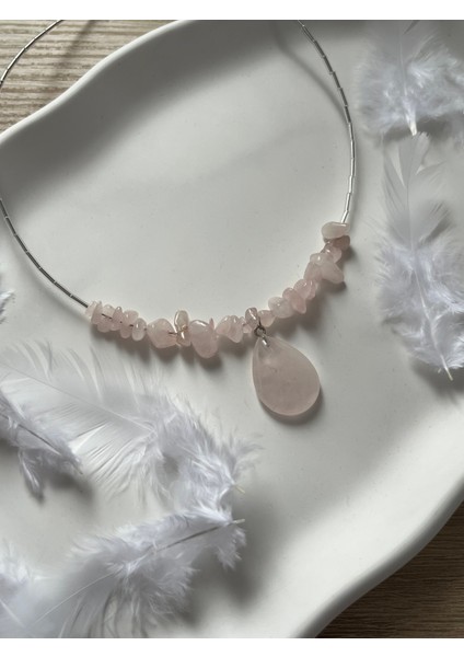 Pembe Kuvars Çelik Aparatlı El Yapımı Kolye
