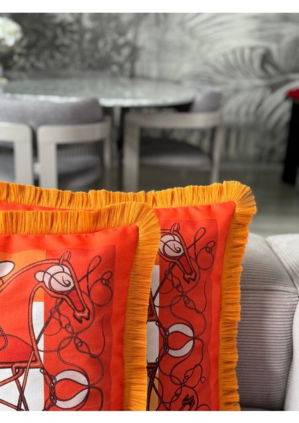 Çift Taraflı Atlı Dekoratif Saçaklı Kırlent Kılıfı 1ADET 43 x 43(SK-K03)
