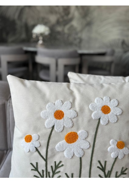 Papatya Punch Işlemeli Kırlent Kılıfı 1 Adet 43 x 43 cm (PNC-107) fırsatları