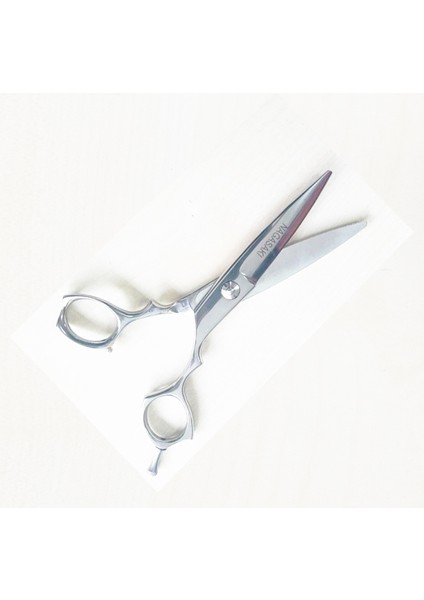 BT17-60S Saç Kesim Makası