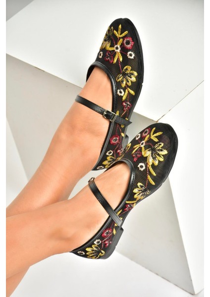 U267853215 Siyah File Çiçek Motifli Kadın Babet