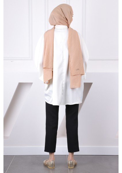 Krem Kolyeli Oversize Saten Gömlek fırsatları