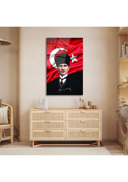 Atatürk ve Bayrak Cam Tablo