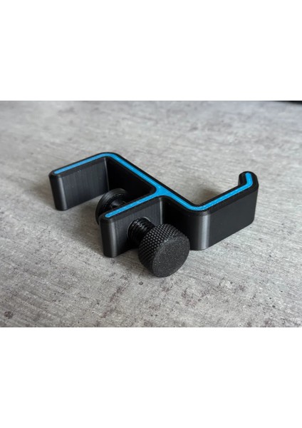 Masa Kenarına Monte Edilebilir Siyah ve Mavi Kulaklık Askısı Kulaklık Standı – Şık ve Dayanıklı Tasarım fiyatları