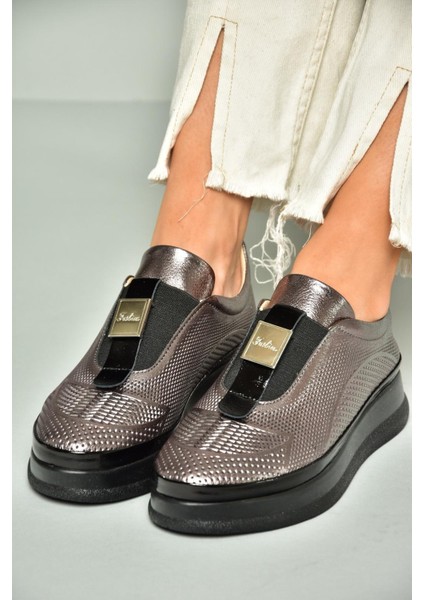 U555130603 Platin Kadın Ayakkabı