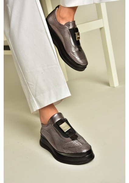 U555130603 Platin Kadın Ayakkabı fırsatları