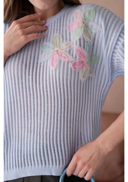 Bisiklet Yaka Aplikeli Ajurlu Salaş Triko Bluz fiyatları