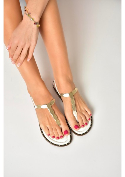 U291240103 Beyaz Parmak Arası Sandalet fiyatları