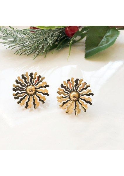 Paslanmaz Çelik Kararmaz Güneş Detaylı Çelik Küpe