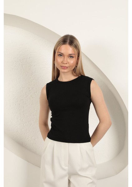 Çilek Viskon Kumaş Basic Bluz-Siyah fiyatları