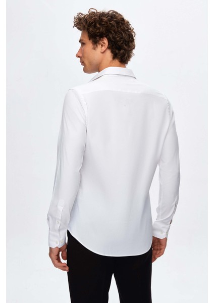 Slim Fit Beyaz Düz Travel Gömlek