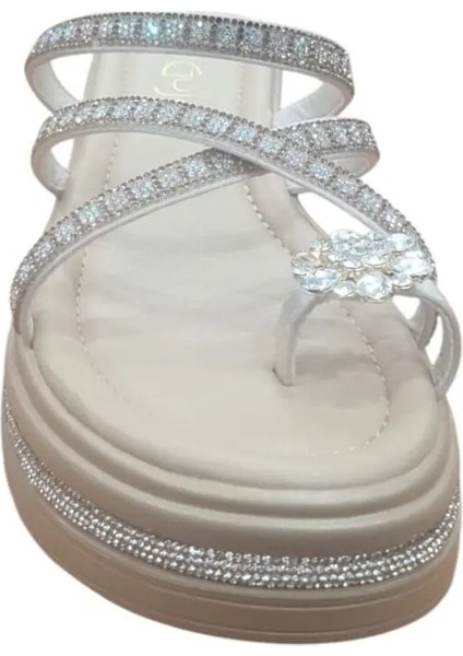 Kadın Parmak Arası Taş Detay Terlik fiyatları